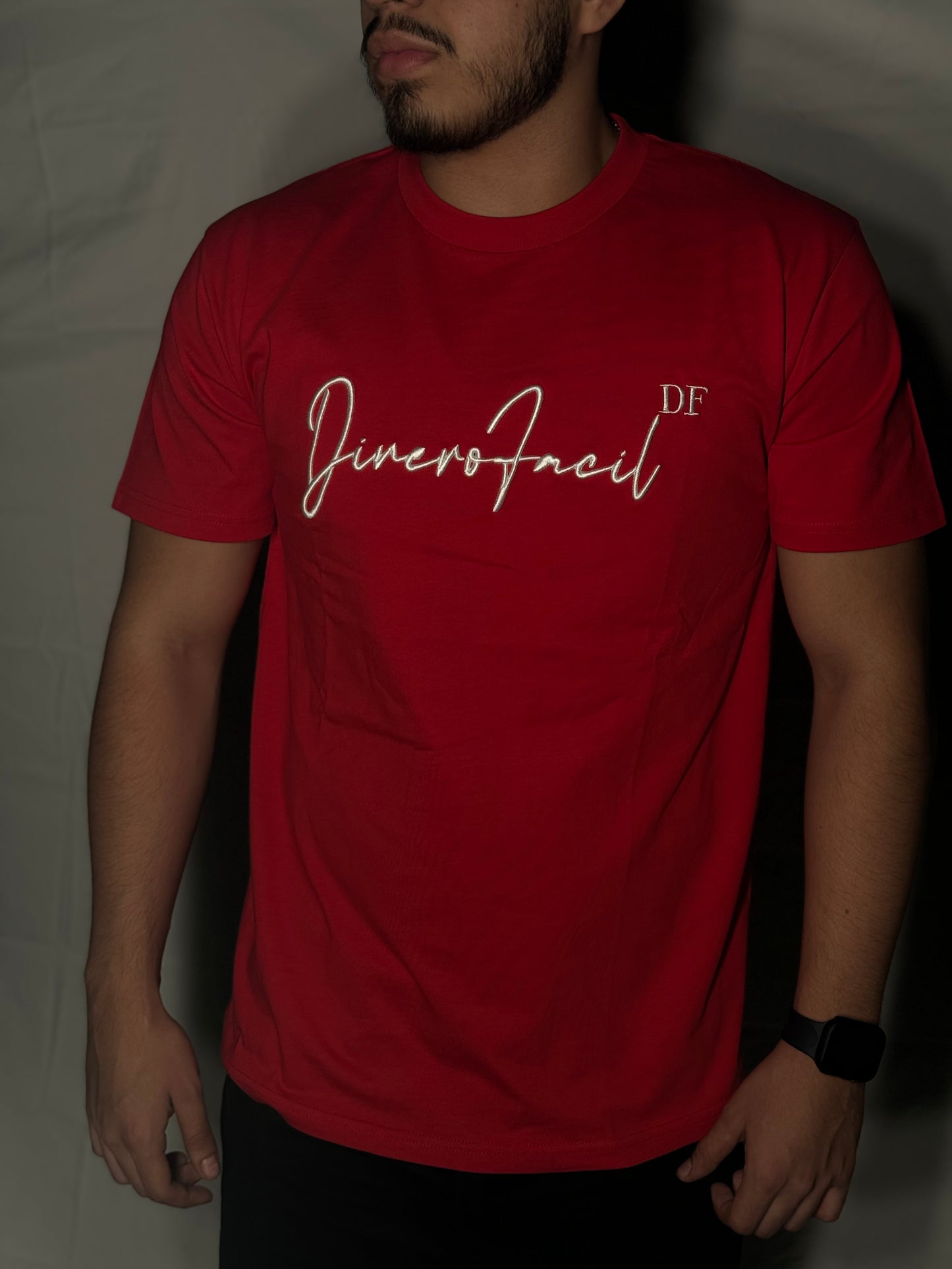 DineroFacil Embroidery Tee